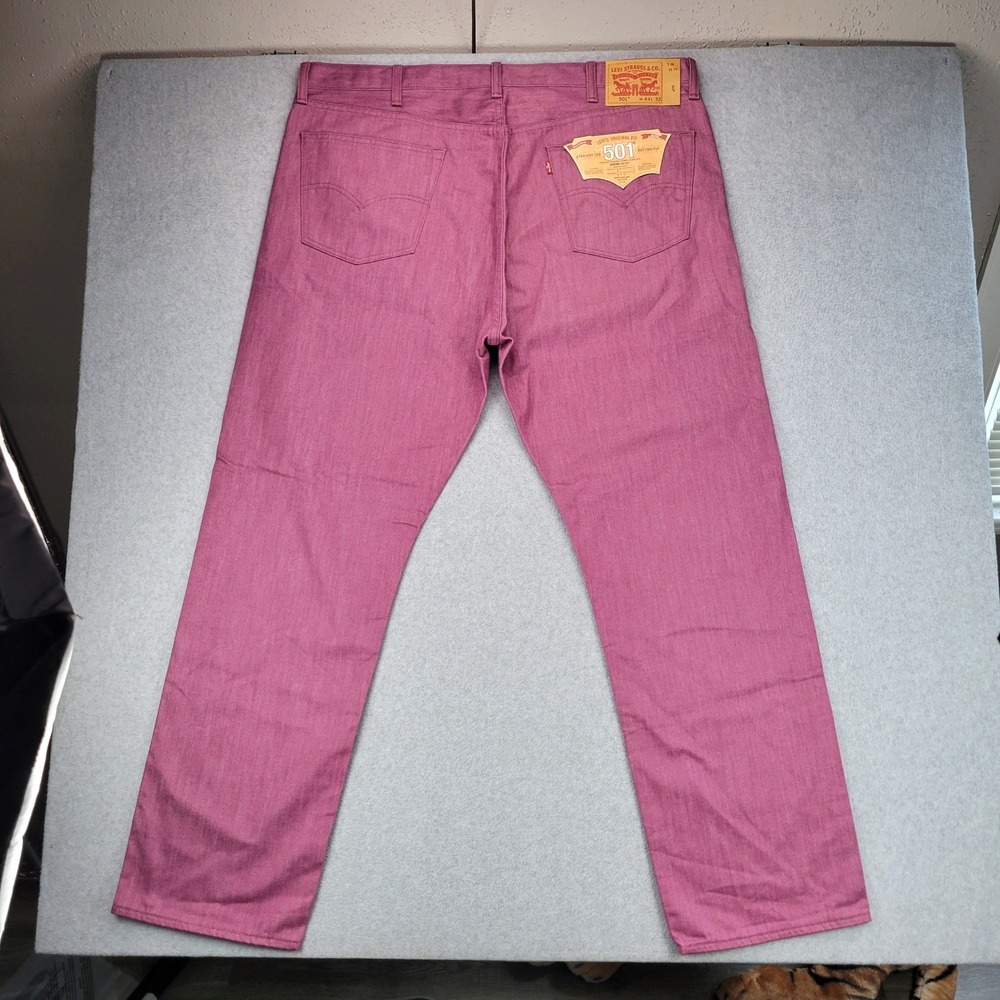 Levis 501 Original Fit Jeans Mens 44x32 Berry Pink Shrink To Fit Button Fly